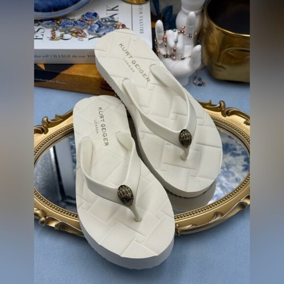 🆕 KURT GEIGER LONDON 🧿 NWOB Kensington Q Flipflop, Bone - Sz EU 37 US 7 - Picture 6 of 14
